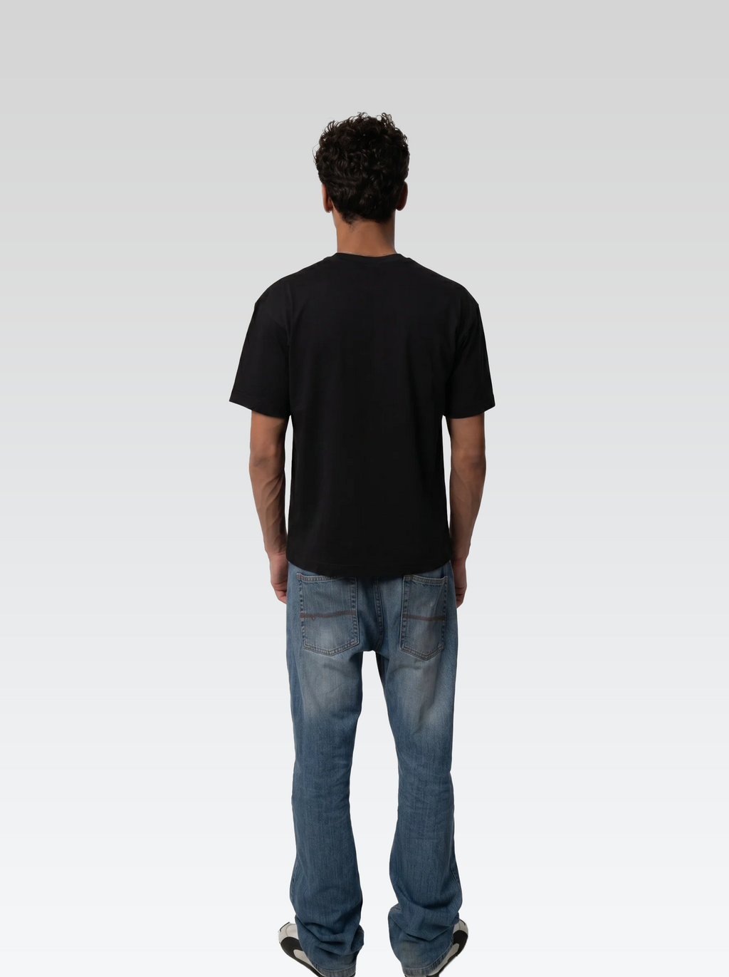 Box fit tee (black)