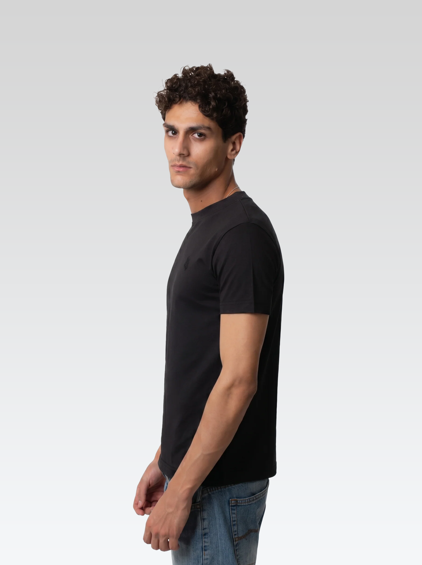 Regular fit tee (Black)