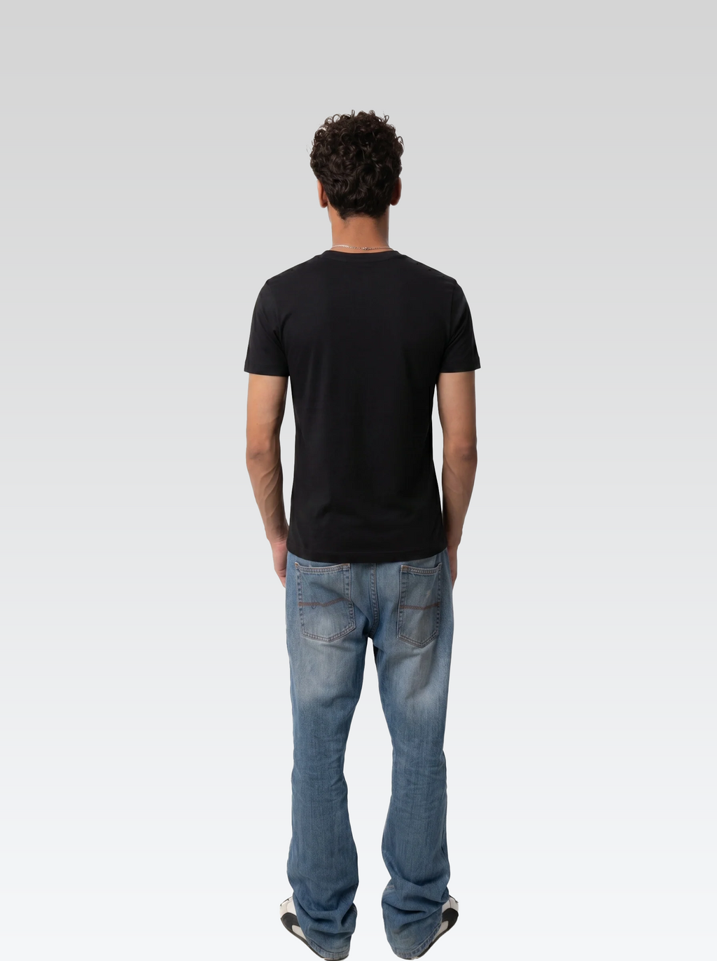 Regular fit tee (Black)